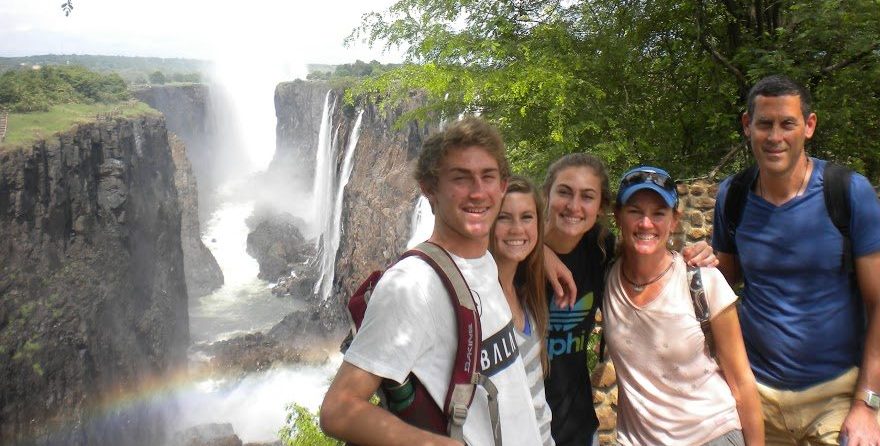 10 Tips for a Successful Family Safari 10 Tips for a Successful Family Safari